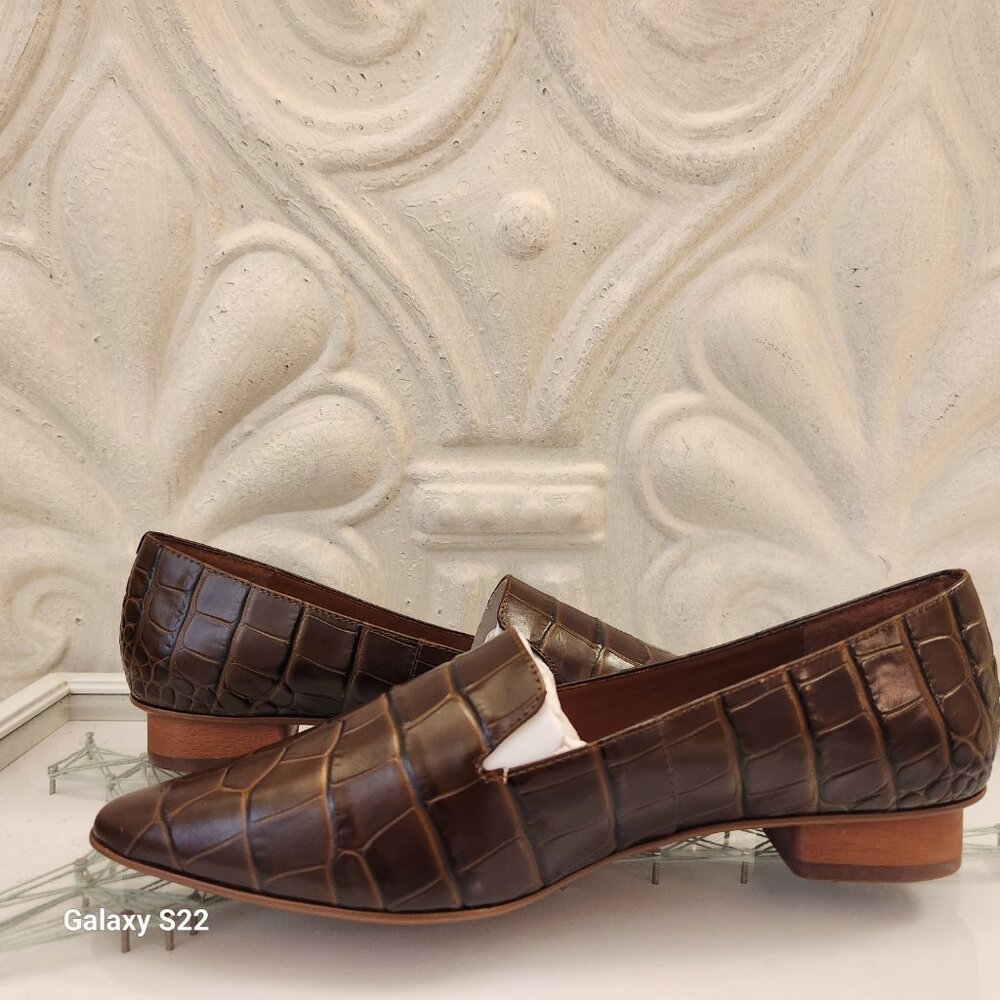 Vince Camuto "Kikie"Chocolate Brown Croco loafers. SOLD SOLD SOLD - Picture 4 of 10